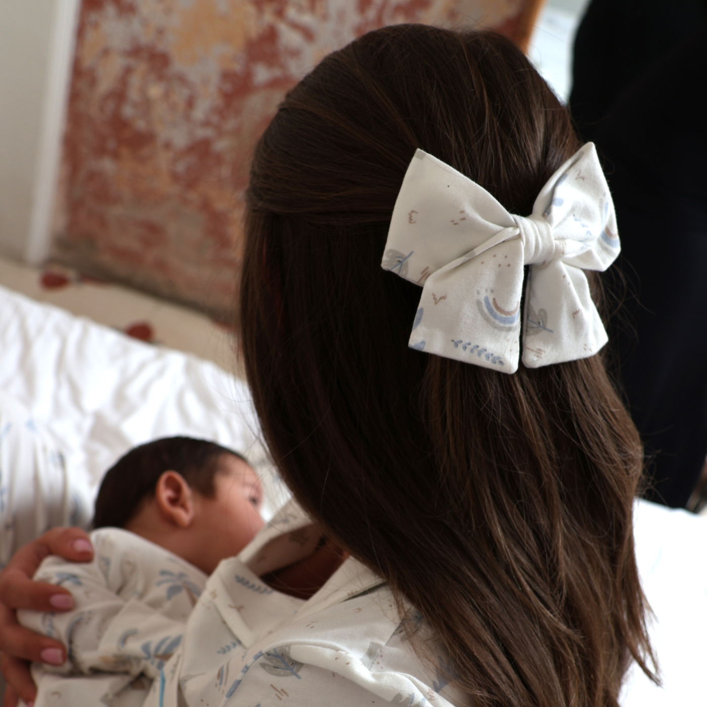 Palmera Bow Headpiece